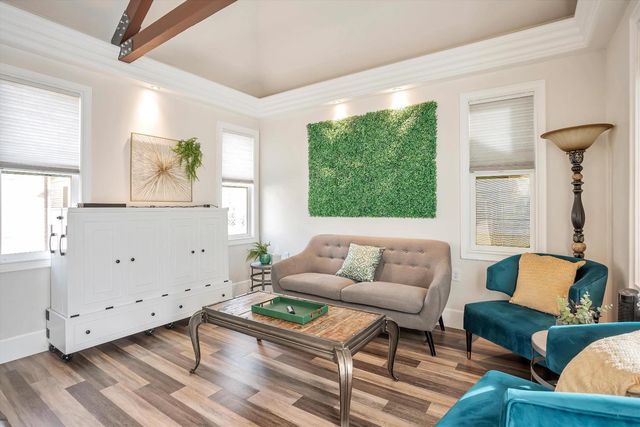 303 W St, Sacramento, CA 95818