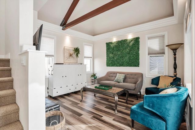 303 W St, Sacramento, CA 95818