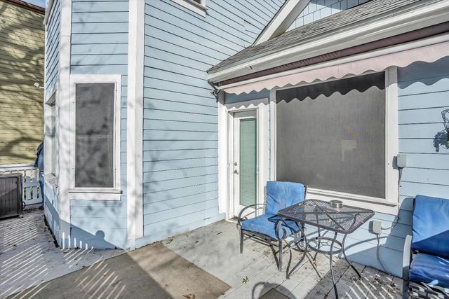 303 W St, Sacramento, CA 95818