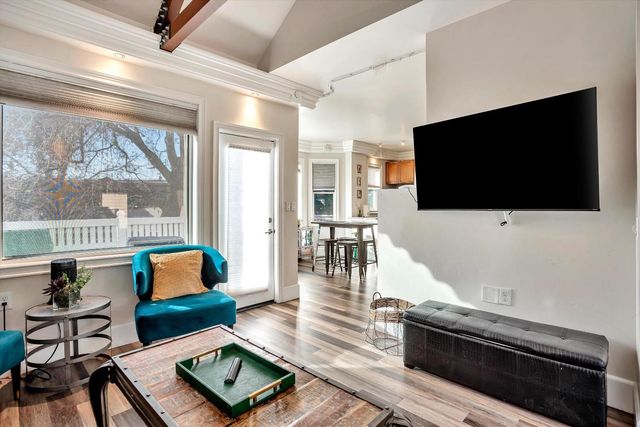 303 W St, Sacramento, CA 95818