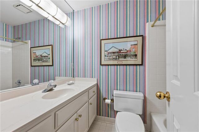 1732 Harts Run, Atlanta, GA 30341