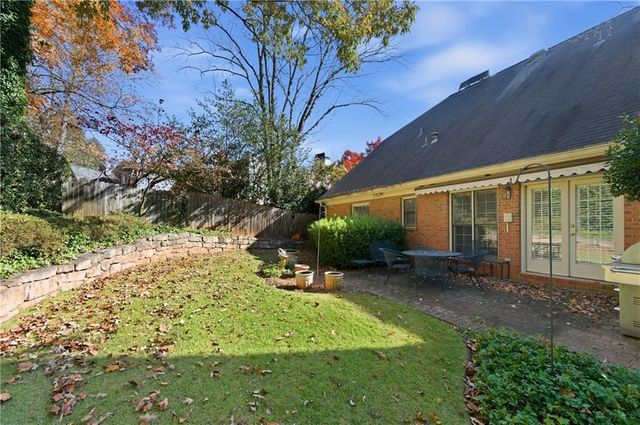 1732 Harts Run, Atlanta, GA 30341