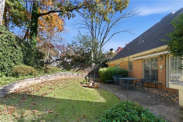 1732 Harts Run, Atlanta, GA 30341