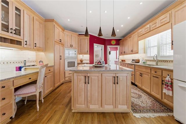 1732 Harts Run, Atlanta, GA 30341