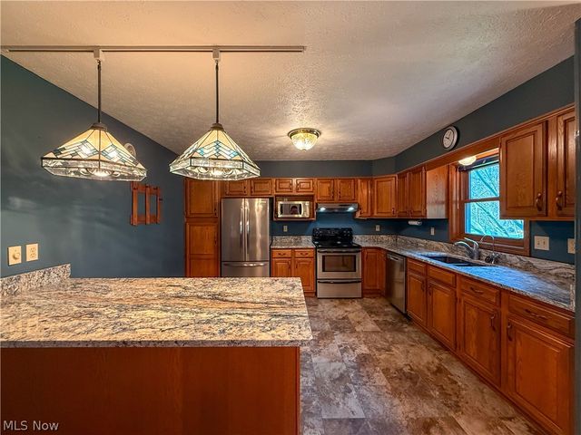 3377 Ridgewood Road, Medina, OH 44256