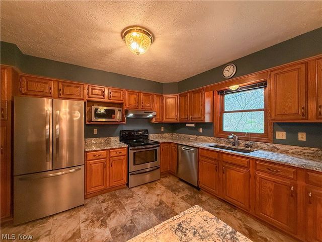 3377 Ridgewood Road, Medina, OH 44256