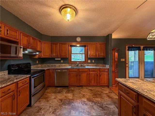 3377 Ridgewood Road, Medina, OH 44256