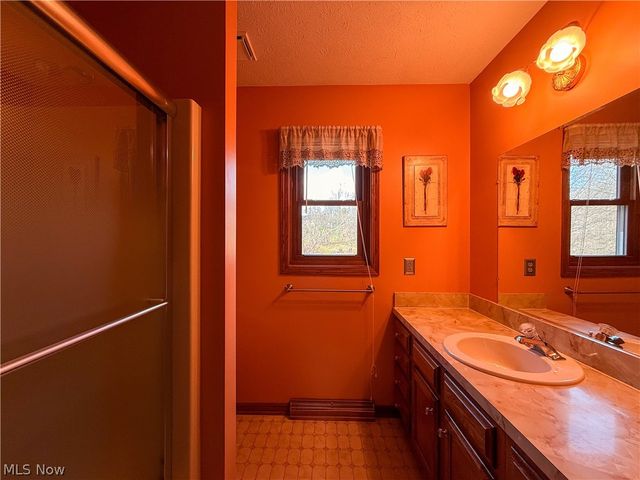 3377 Ridgewood Road, Medina, OH 44256