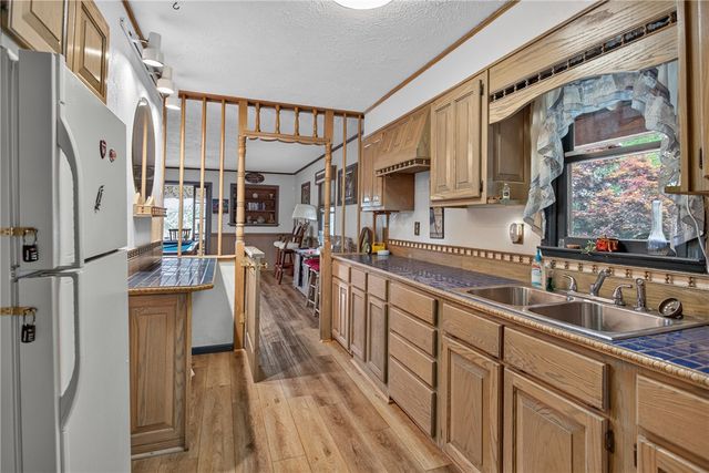 351 River Road, Westminster, SC 29693
