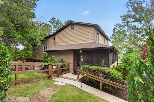 351 River Road, Westminster, SC 29693