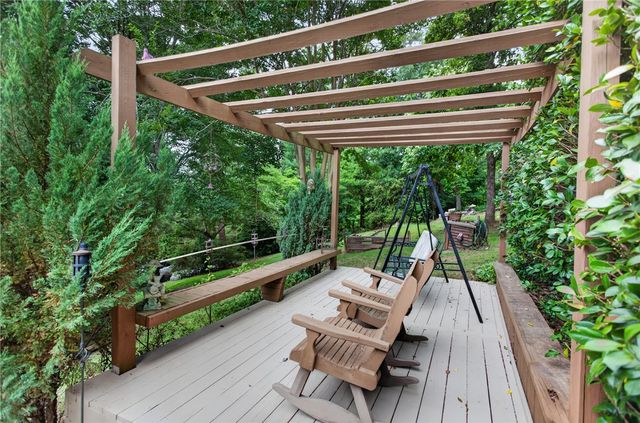 351 River Road, Westminster, SC 29693