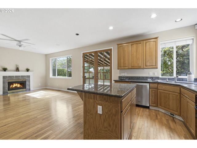 11068 Sw PARKVIEW Dr, Wilsonville, OR 97070