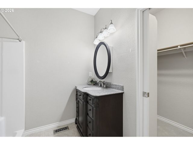 11068 Sw PARKVIEW Dr, Wilsonville, OR 97070