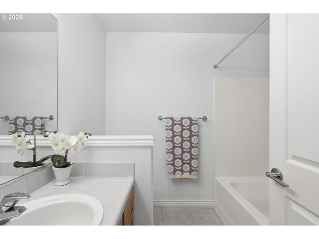 11068 Sw PARKVIEW Dr, Wilsonville, OR 97070