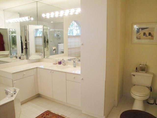 5216 NW 109th Way, Coral Springs, FL 33076