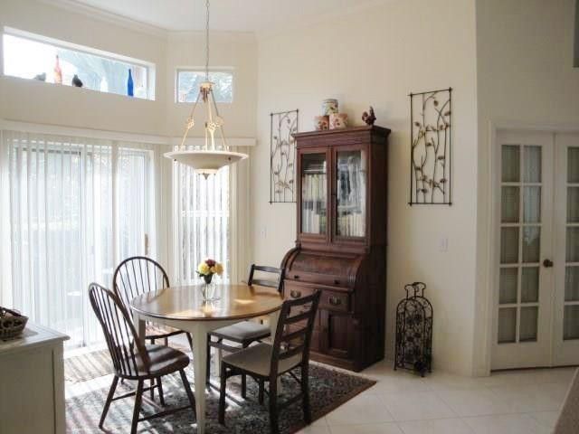 5216 NW 109th Way, Coral Springs, FL 33076