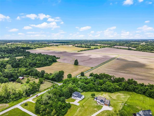 7365 Jerusalem Road, Edwardsville, IL 62025