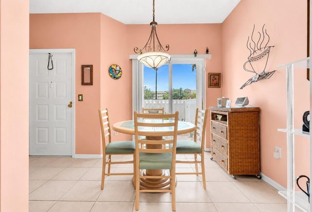 7647 SOUTHAMPTON Terrace 115, Tamarac, FL 33321