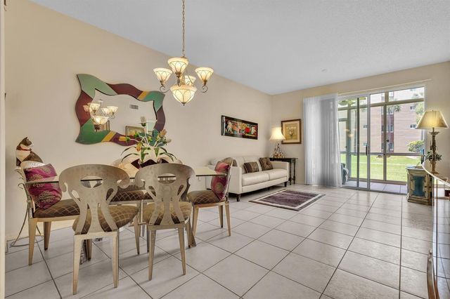 7647 SOUTHAMPTON Terrace 115, Tamarac, FL 33321