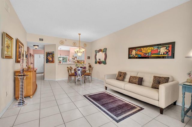 7647 SOUTHAMPTON Terrace 115, Tamarac, FL 33321