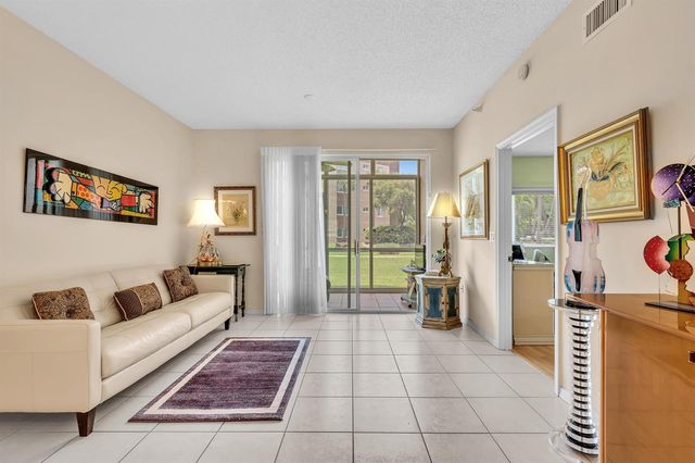 7647 SOUTHAMPTON Terrace 115, Tamarac, FL 33321