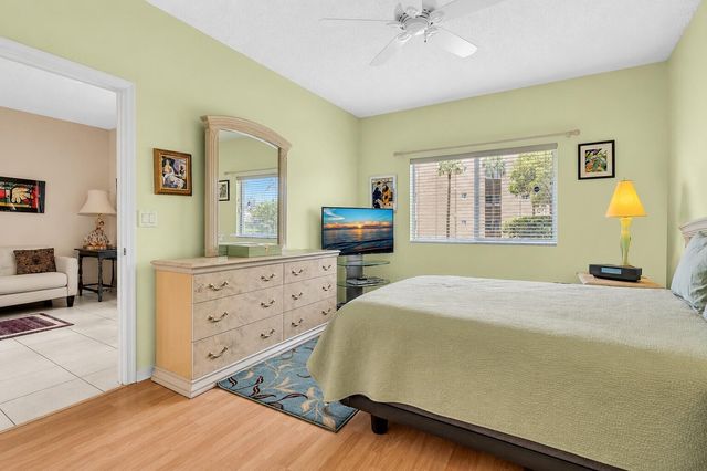 7647 SOUTHAMPTON Terrace 115, Tamarac, FL 33321