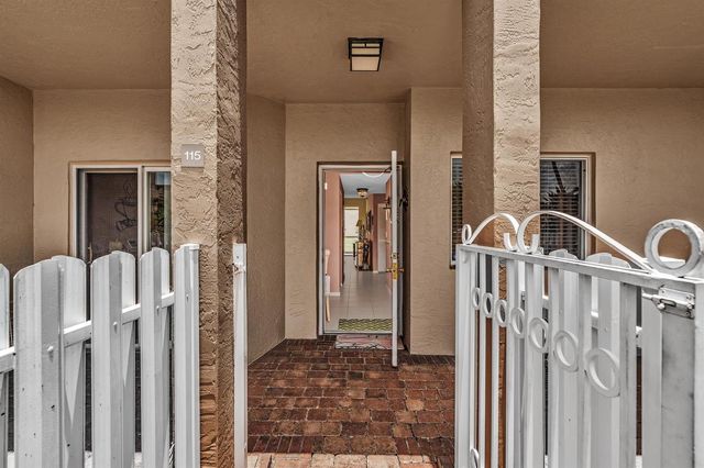 7647 SOUTHAMPTON Terrace 115, Tamarac, FL 33321