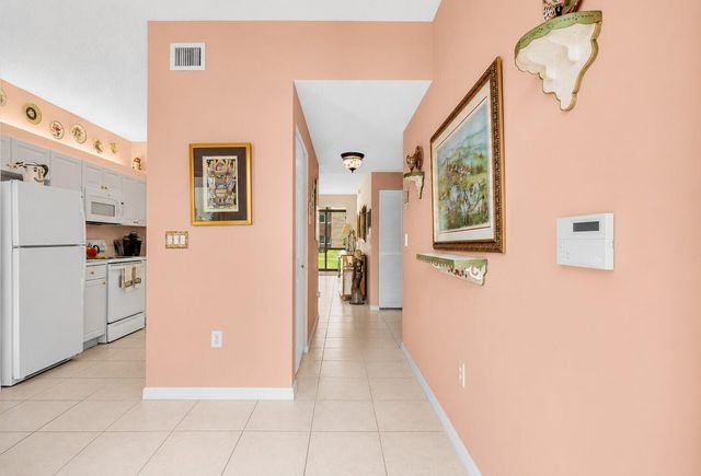 7647 SOUTHAMPTON Terrace 115, Tamarac, FL 33321