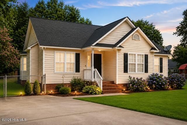 1828 Garner Road, Greenville, NC 27834