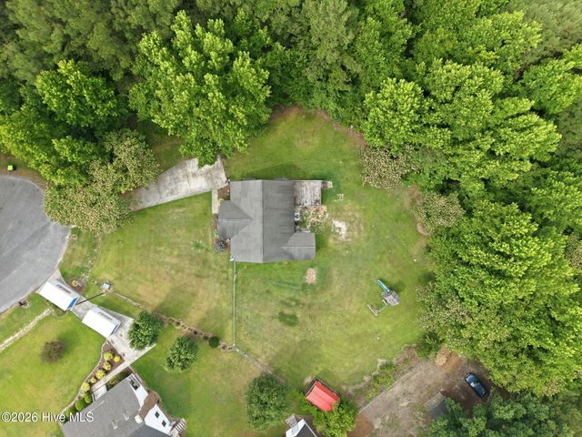1828 Garner Road, Greenville, NC 27834