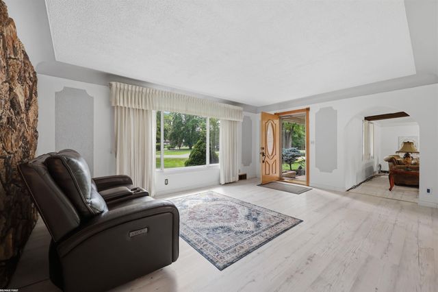 6745 24 Mile Road, Utica, MI 48316
