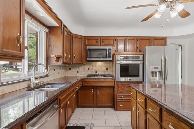 6745 24 Mile Road, Utica, MI 48316