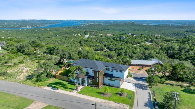 8503 Grandview DR, Jonestown, TX 78645