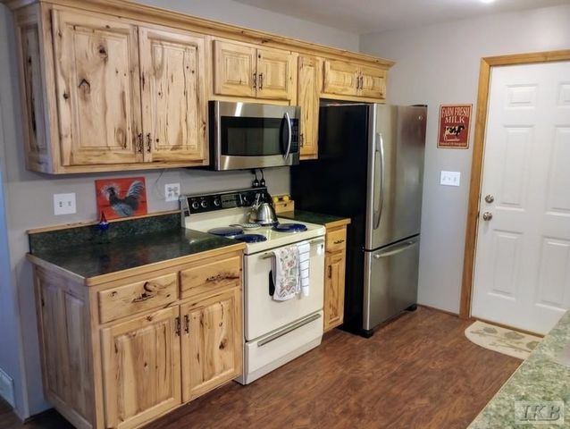 2119 Middle Haven Drive, Gladwin, MI 48624