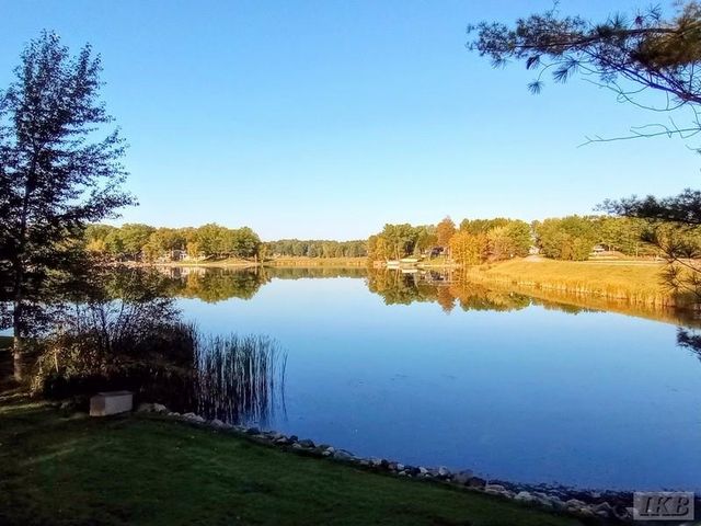 2119 Middle Haven Drive, Gladwin, MI 48624