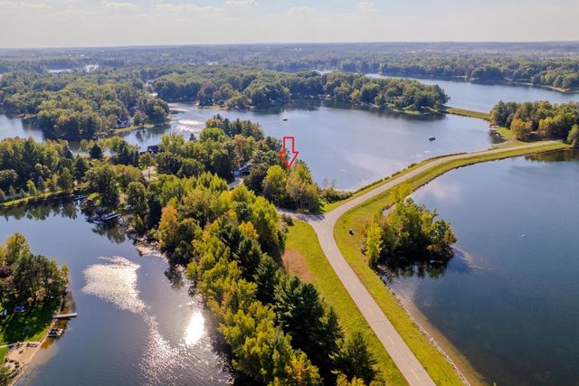 2119 Middle Haven Drive, Gladwin, MI 48624