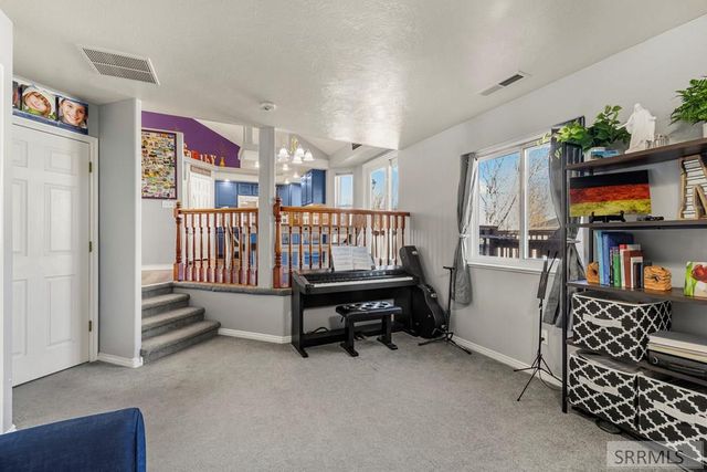 4113 E Birchwood Circle, Ammon, ID 83406