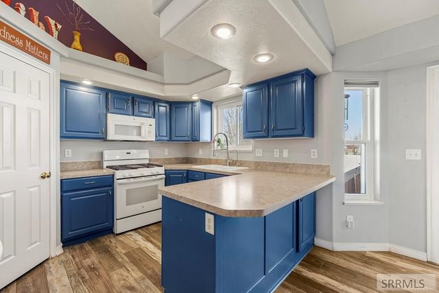 4113 E Birchwood Circle, Ammon, ID 83406