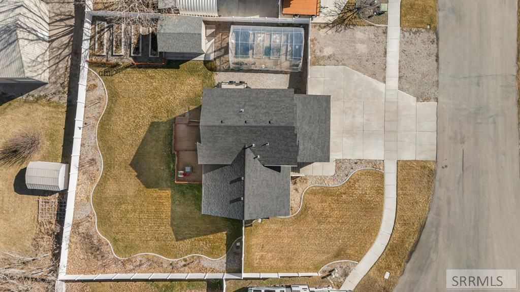 Image 36 of property listing at 4113 E Birchwood Circle, Ammon, ID 83406