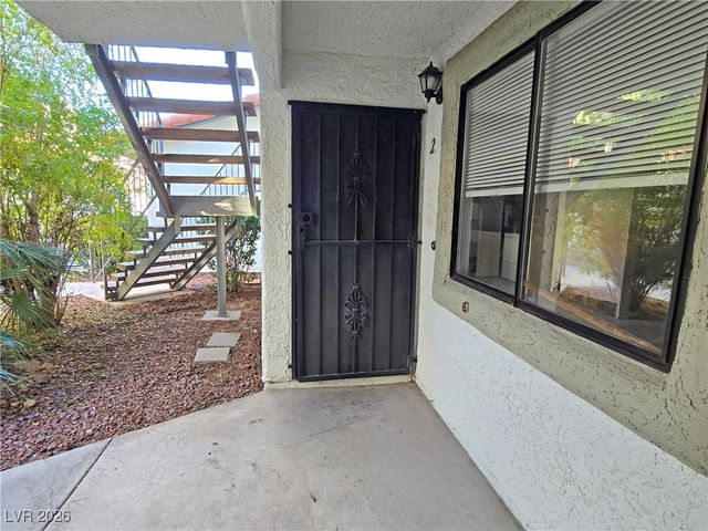 6747 West Charleston Boulevard 2, Las Vegas, NV 89146