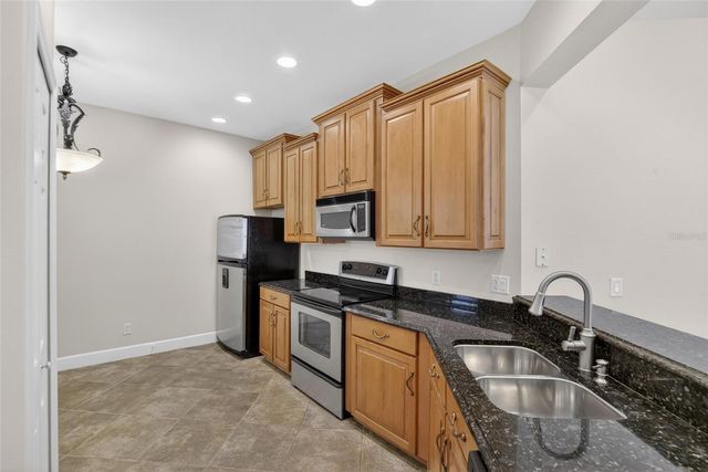 210 SHELL FALLS DRIVE, Apollo Beach, FL 33572