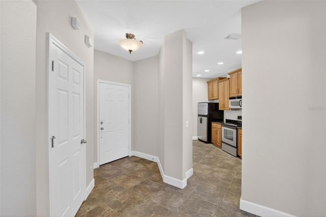 210 SHELL FALLS DRIVE, Apollo Beach, FL 33572