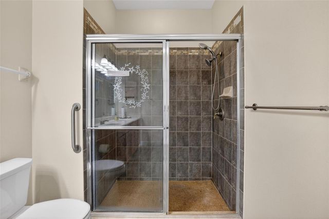 210 SHELL FALLS DRIVE, Apollo Beach, FL 33572