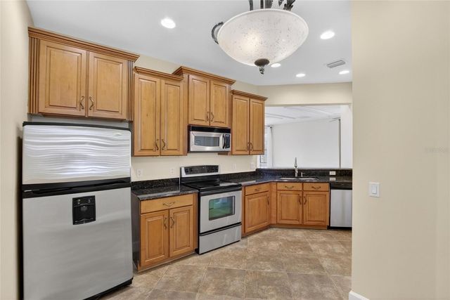 210 SHELL FALLS DRIVE, Apollo Beach, FL 33572