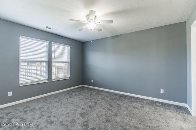 123 Gadwall Ct, Shepherdsville, KY 40165