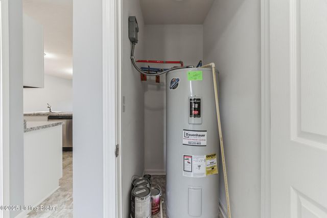 123 Gadwall Ct, Shepherdsville, KY 40165