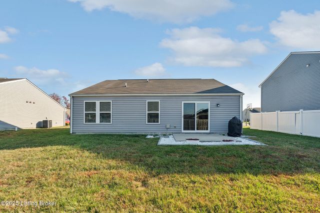 123 Gadwall Ct, Shepherdsville, KY 40165