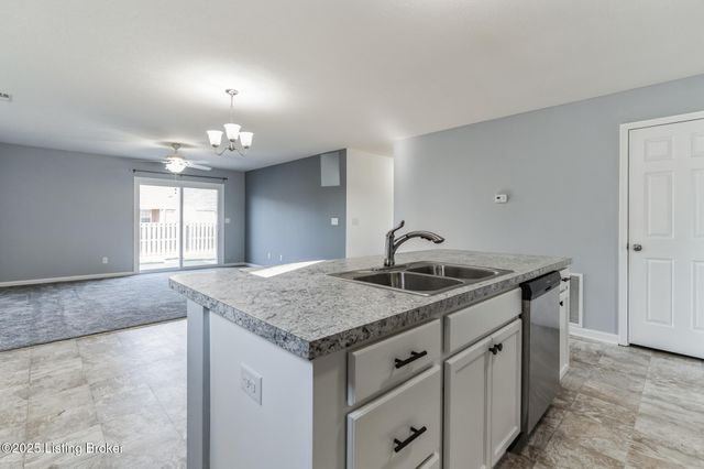 123 Gadwall Ct, Shepherdsville, KY 40165