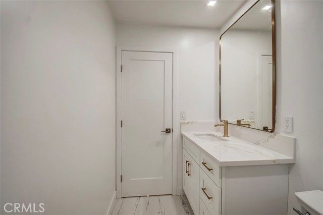 602 S Deming, Santa Ana, CA 92704