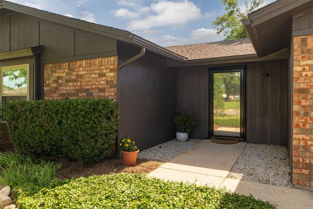 6528 Sherri Lane, North Richland Hills, TX 76182